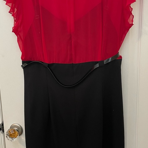 ALYX BELTED DRESS. LIKE NEW! WORN ONCE. SHEATH DRESS WITH RUFFLE ACCENTS. - Picture 14 of 15